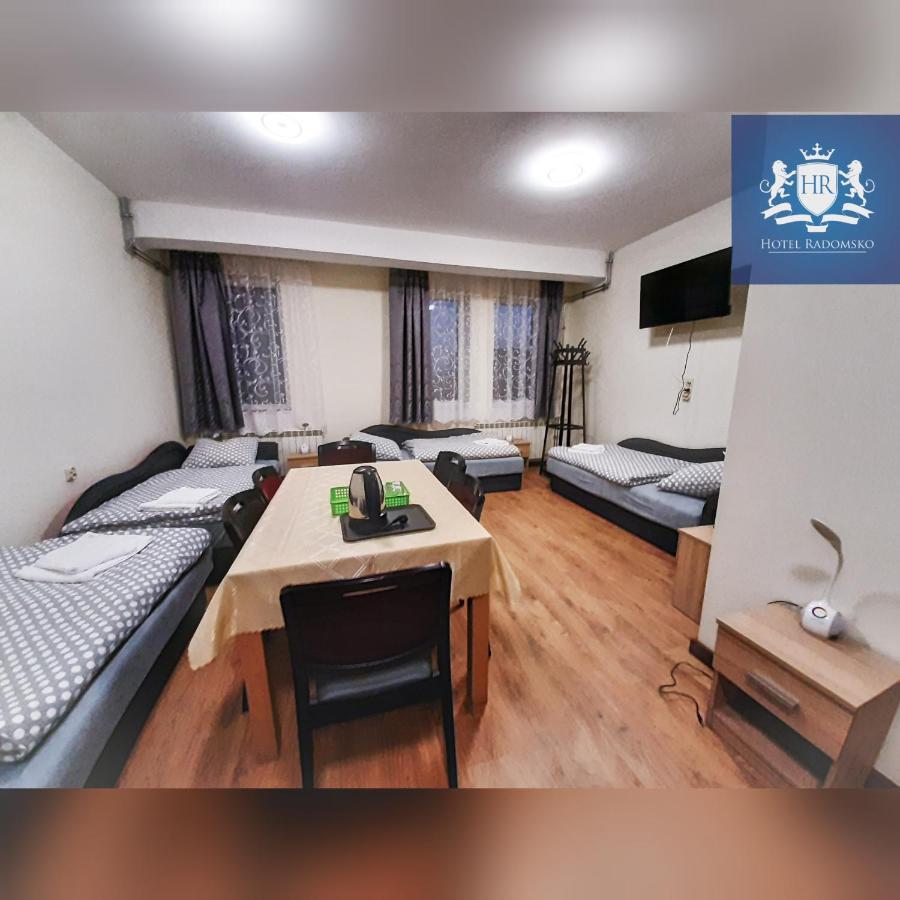 Hotel Радомско Екстериор снимка