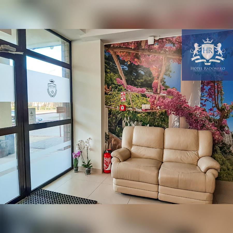 Hotel Радомско Екстериор снимка