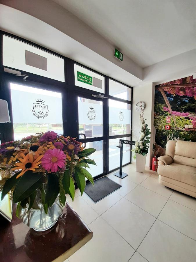 Hotel Радомско Екстериор снимка