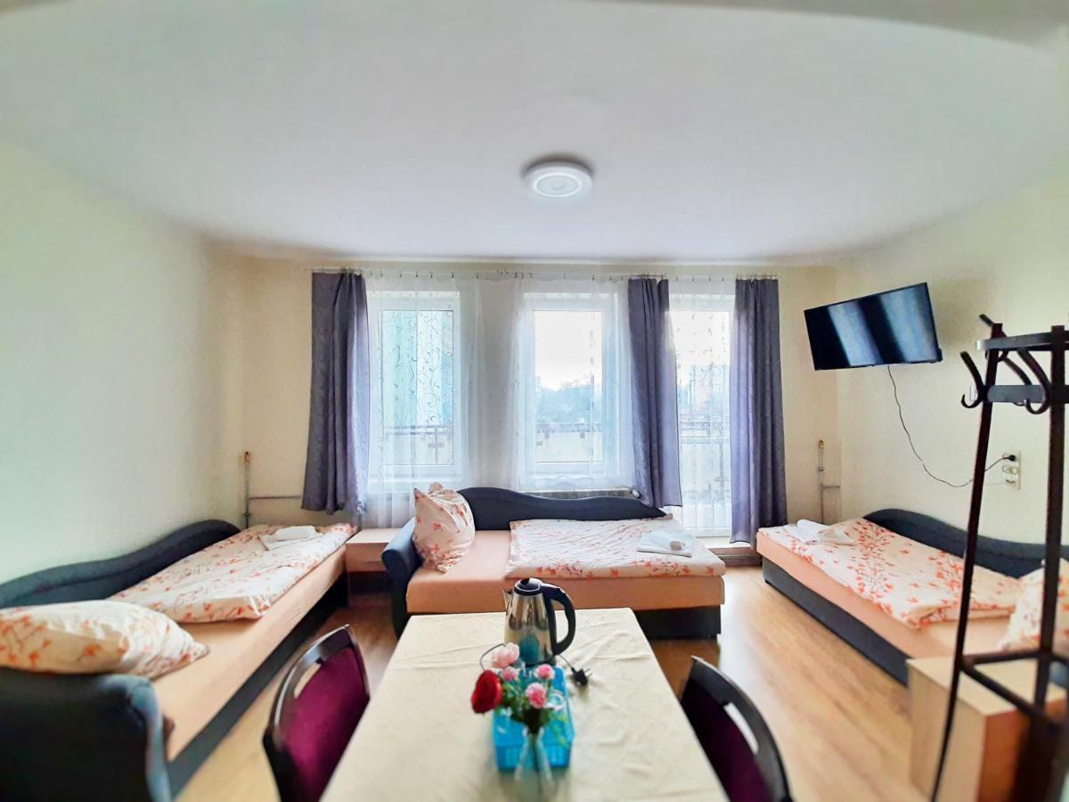 Hotel Радомско Екстериор снимка